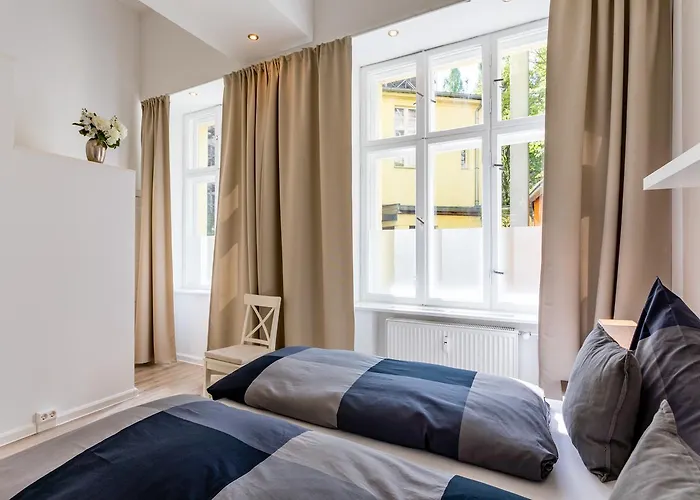 The Goethe Loft, 2 Bedroom Up To 5 People
